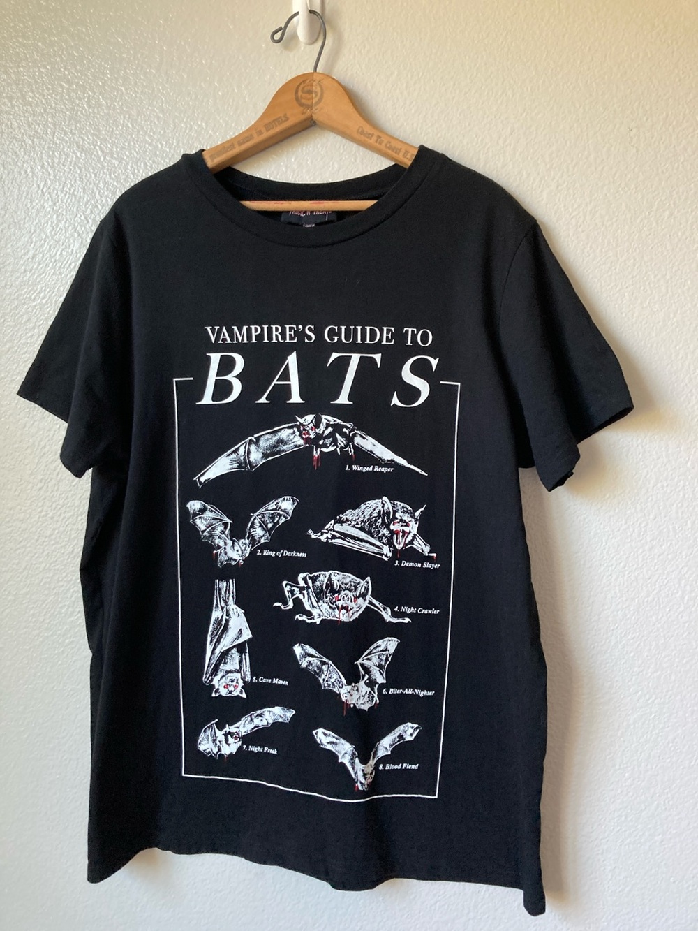 Dollskill Vampires guide to Bats tee t-shirt Goth Goblincore witchy sz L
